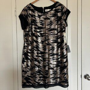 Eliza J Embroidered Sequined Zip Short Sleeve Dress (NWT; Size 20W)